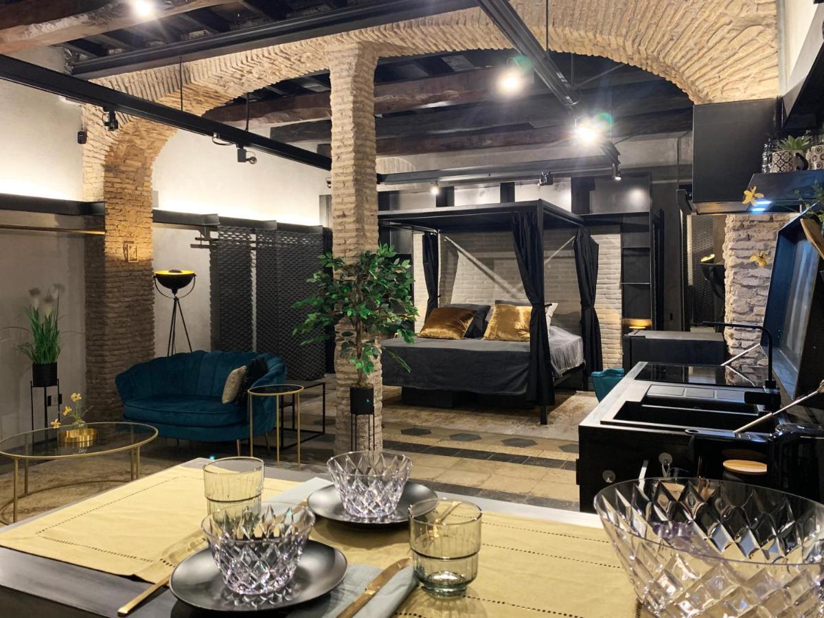 Romantic Wellness Apartment Colosseo المظهر الخارجي الصورة