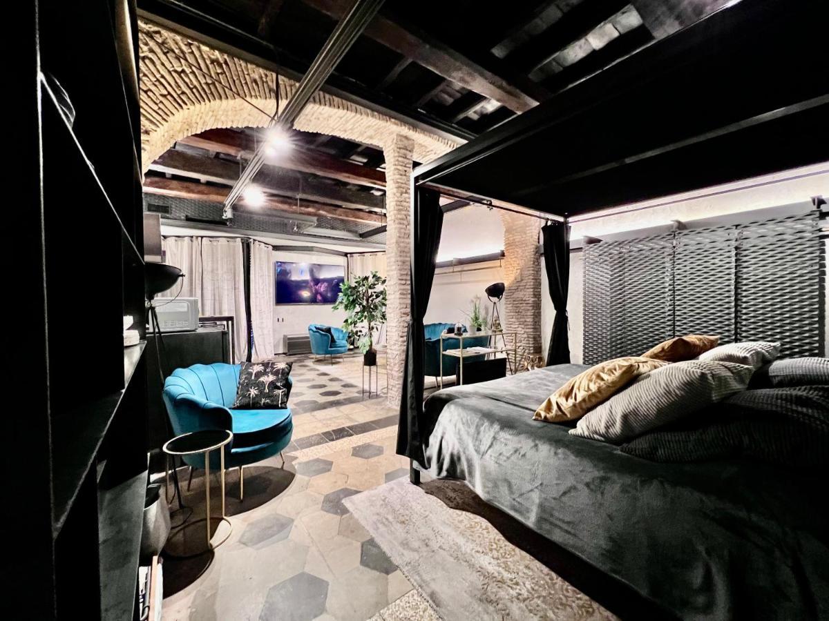 Romantic Wellness Apartment Colosseo المظهر الخارجي الصورة