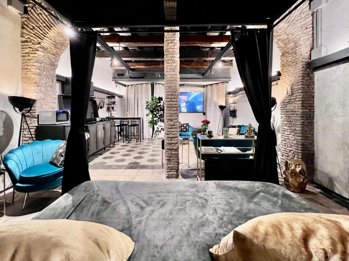 Romantic Wellness Apartment Colosseo المظهر الخارجي الصورة