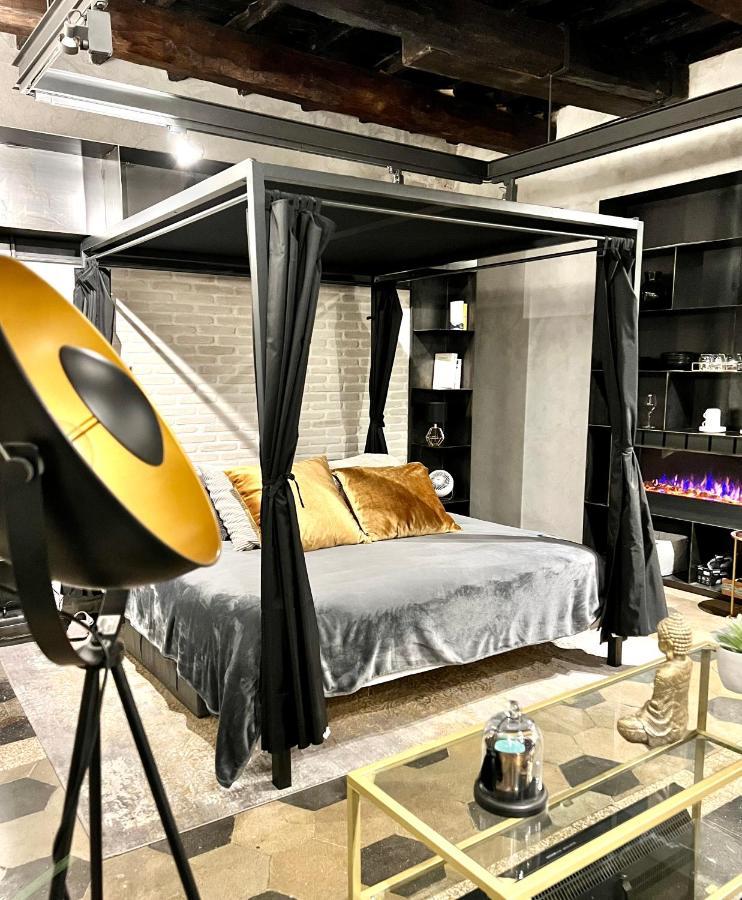 Romantic Wellness Apartment Colosseo المظهر الخارجي الصورة